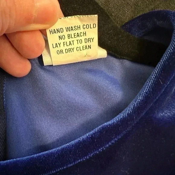 FLORENCE EISEMAN Girls Stretch Velvet Dress w/ Chiffon Sleeves - Picture 7 of 8